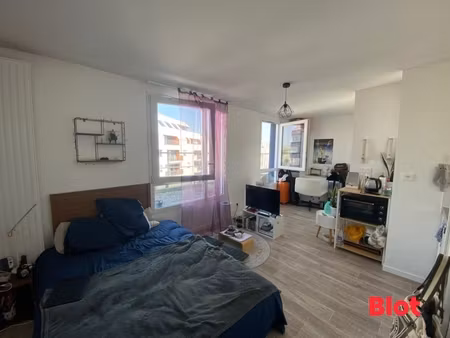 à vendre en exclu blot - rennes saint hélier - appartement t1 env. 23 m²