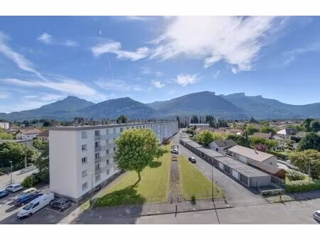 prédieu appartement 3 pièces et cuisine avec vue