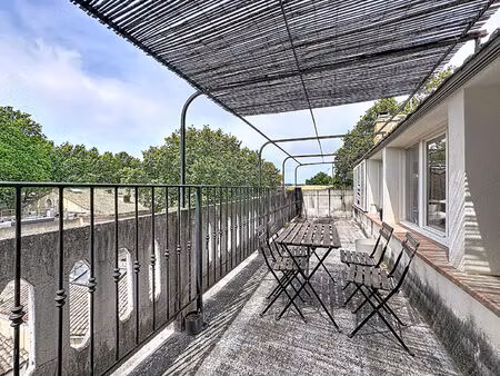 location appartement 3 pièces  52.00m²  avignon