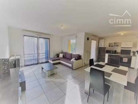 bel appartement de 51.22m2 récent  meublé  avec terrasse  sur la tour-du-pin