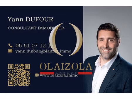 biarritz / coeur de ville - ensemble de deux appartements dans bâtisse de caractère.