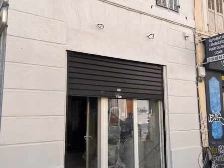 location local commercial 19m2 marseille 5eme (13005) - 650 € - surface privée