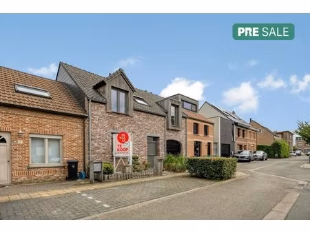huis te koop in wommelgem met 5 slaapkamers