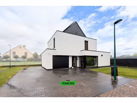 huis te koop in zottegem met 3 slaapkamers