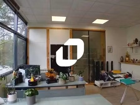 vente bureaux 101 m²