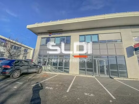 location commerce villefranche sur saone 69400 222m² à 457m²