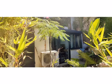 location appartement 1 pièce 25 m² à cassis (13260)