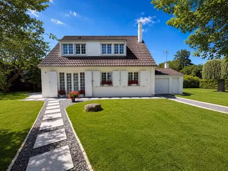 belle maison familiale de 132 m2 sur une parcelle de 770 m2