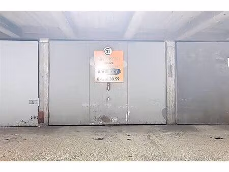 parking à vendre à rue de montigny 36/22 charleroi (vbe31513)
