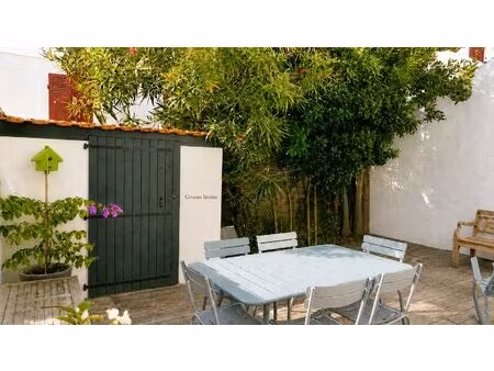 biarritz - centre ville - maison de ville avec superbe terrasse ensoleillée
