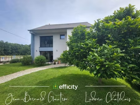 maison 6 pièces - 143 m²