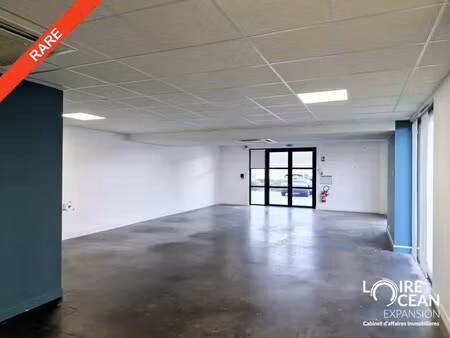location commerce pornic 44210 125m²