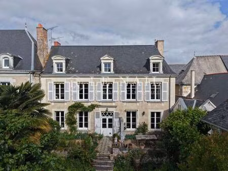 vente maison au lion-d'angers (49220) : à vendre / 280m² le lion-d'angers