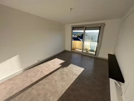 location appartement 4 pièces 72m2 aureilhan 65800 - 600 € - surface privée