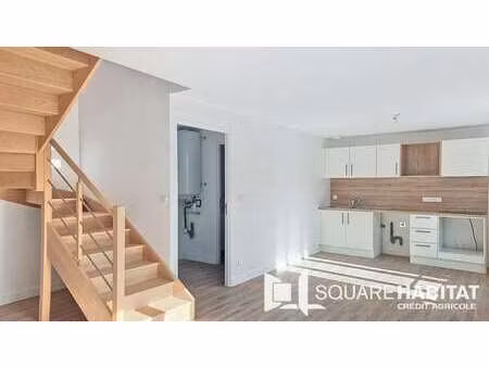 location appartement 4 pièces à clohars-carnoët (29360) : à louer 4 pièces / 88m² clohars-