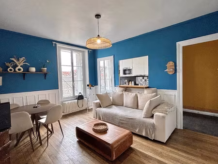 location appartement 2 pièces 52m2 reims 51100 - 790 € - surface privée