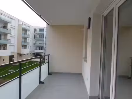 location appartement tinqueux 51430 - - surface privée