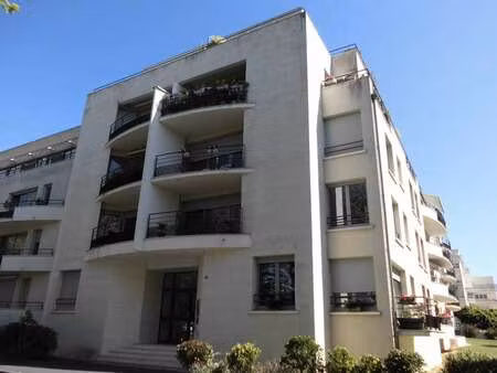 location appartement 2 pièces à caen (14000) : à louer 2 pièces / 33m² caen