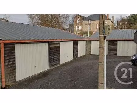 location garage box et parking à couterne (61410) : à louer / 15m² couterne