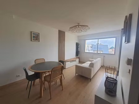 location appartement 2 pièces 30m2 pau 64000 - 617 € - surface privée