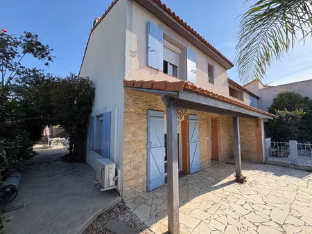 location maison 5 pièces 140m2 saint-cyprien 66750 - 1740 € - surface privée
