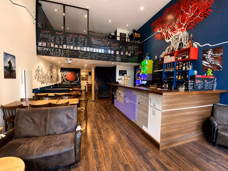 lyon 7ème - fonds de commerce bar avec terrasse et licence iv