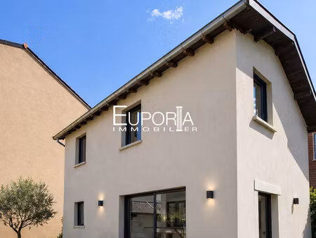 maison individuelle 4 pièces de 110 m² avec jardin  terrasse e