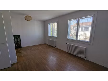 location maison 2 pièces 65 m² à poitiers (86000)