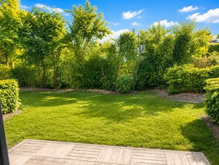 amiens sud t2 avec jardinet et emplacement parking