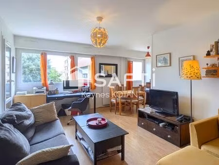 appartement à rénover dans une belle résidence recherchée