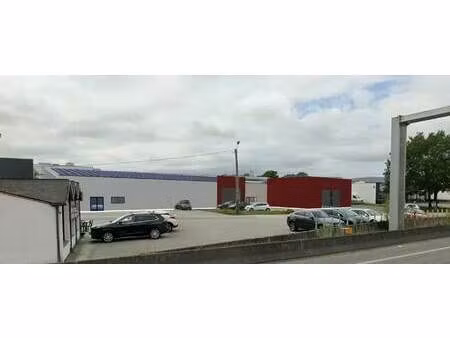 vente local d'activités 416 m² à 1 525 m²