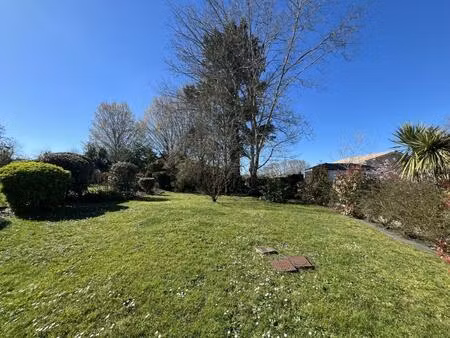 vente terrain à construire 496 m² léognan (33850)