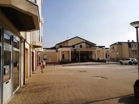 local commercial t 59m² - noyon - 6760.98.9.9