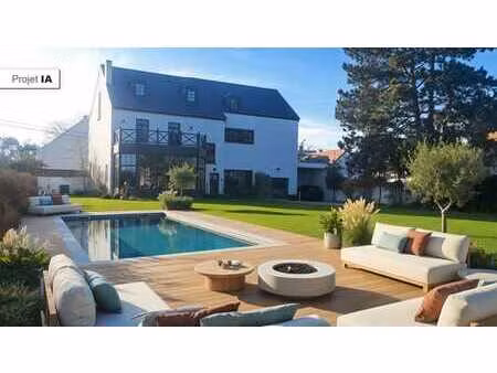 villa de caractère sur ± 21 ares + triplex indépendant