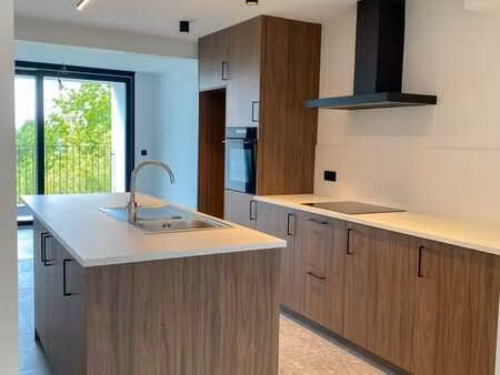 duplex 2 chambres à rhode-saint-genèse  première occupation