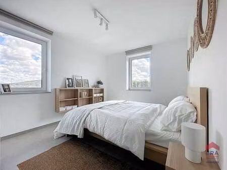 superbe appartement deux chambres avec terrasse
