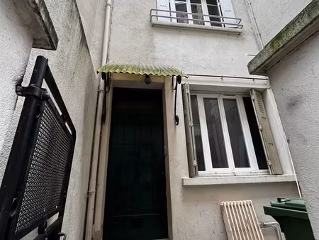 maison de ville et son local commercial