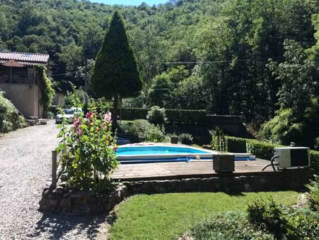 propriété de gîtes cadre naturel d’exception en vallée de l’aveyron