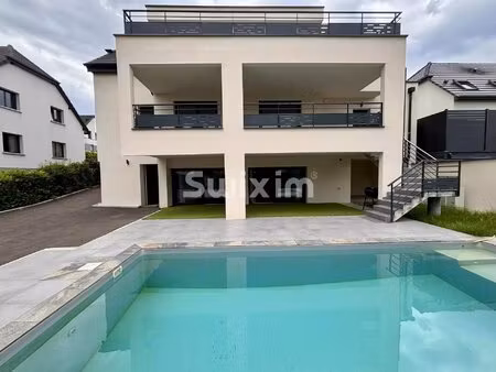 villa avec piscine et appartement indépendant