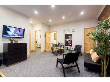 appartement entièrement meublé à genk oost –centre-ville