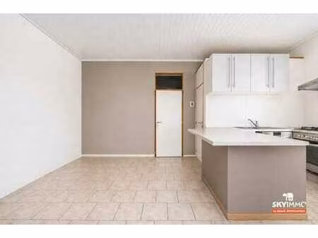 appartement au rez de chaussée + 2 ch + electrité conforme