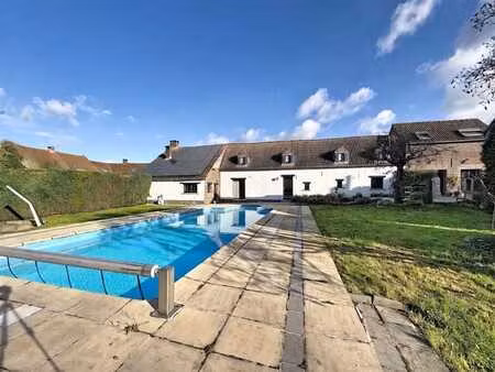 fermette de charme entièrement rénovée avec appartement indé