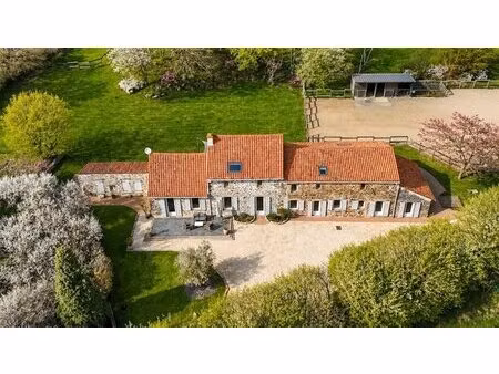 49360 les cerqueux – 20 min de cholet – longère 235 m² - 5/6 chambres - terrain 3 500 m² -
