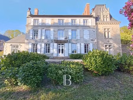 manoir - propriété rare à la vente