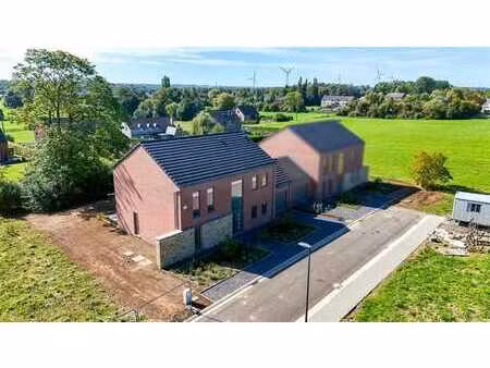 magnifique maison neuve  3ch  garage et jardin!