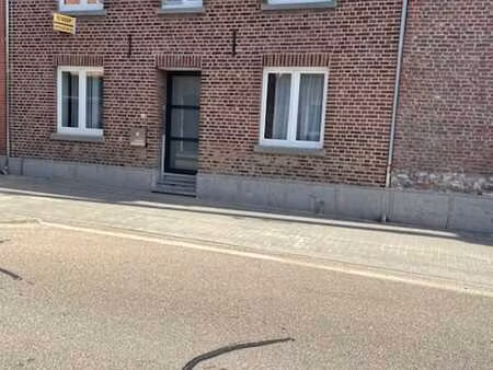 agreable maison d'habitation avec garage