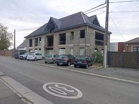 maison d'habitation et de commerce.