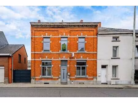 spacieuse maison 7 chambres avec jardin !