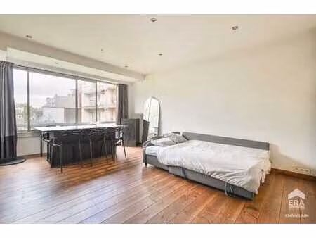 appartement studio à vendre à uccle