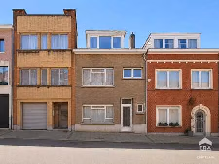 ​​​​​​​uccle – maison de 3 à 4 chambres avec jardin